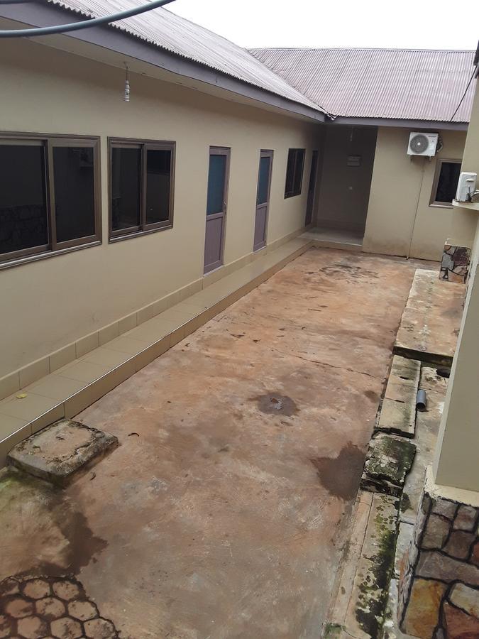 Bizay Hotel Sunyani Exterior foto